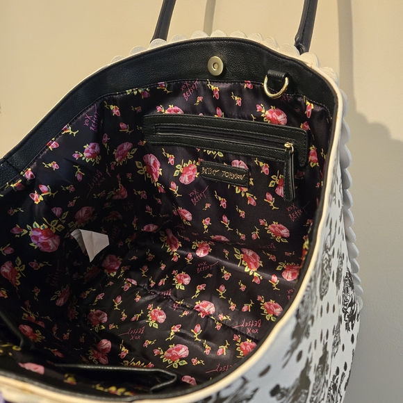 beautiful Y2K rare Betsey Johnson purse tote bag - Picture 10 of 11